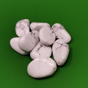 Howlita Blanca (Magnesita)